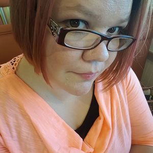 Meet your Posher, Carrie